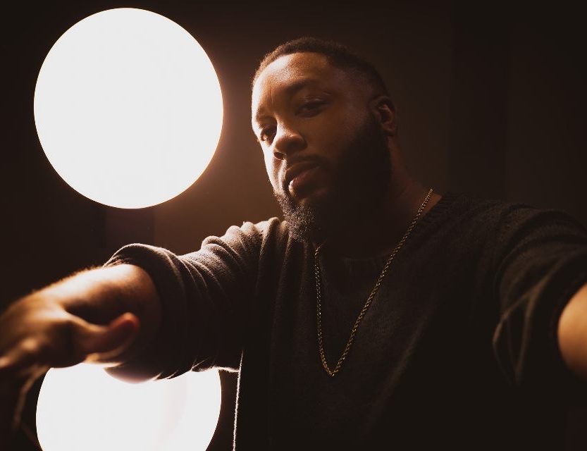 Anthony &ldquo;Le Scoot&rdquo; Hall in the studio, lit by round softboxes